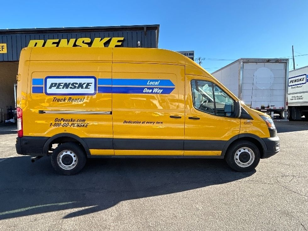 Cargo Van (Panel Van)-Light and Medium Duty Trucks-Ford-2023-Transit 250-North Bergen-NJ-57,428\n\t\tmiles-$ 47,250 - Image 14