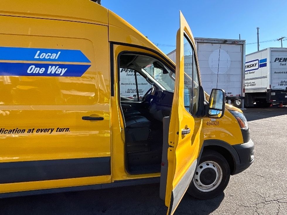 Cargo Van (Panel Van)-Light and Medium Duty Trucks-Ford-2023-Transit 250-North Bergen-NJ-57,428\n\t\tmiles-$ 47,250 - Image 19