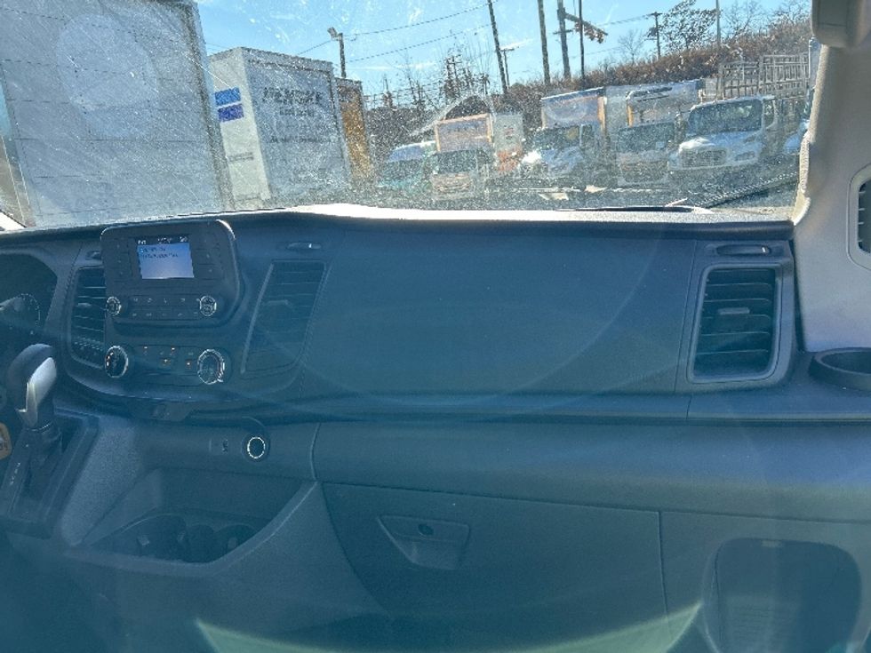 Cargo Van (Panel Van)-Light and Medium Duty Trucks-Ford-2023-Transit 250-North Bergen-NJ-57,428\n\t\tmiles-$ 47,250 - Image 20