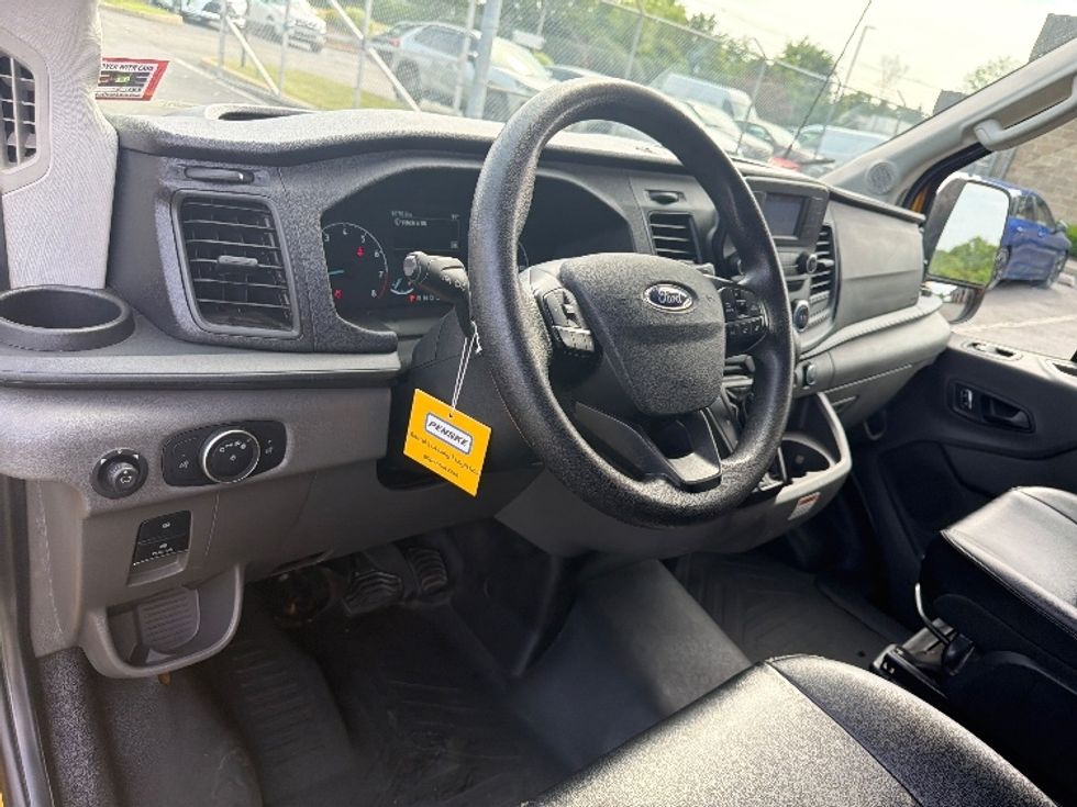 Cargo Van (Panel Van)-Light and Medium Duty Trucks-Ford-2023-Transit 250-North Bergen-NJ-67,800\n\t\tmiles-$ 43,500 - Image 17