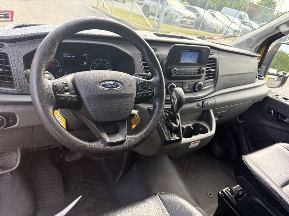 Cargo Van (Panel Van)-Light and Medium Duty Trucks-Ford-2023-Transit 250-North Bergen-NJ-67,800\n\t\tmiles-$ 43,500 - Image 18