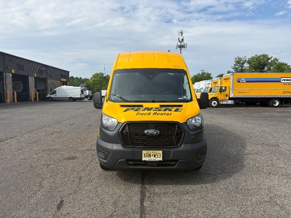Cargo Van (Panel Van)-Light and Medium Duty Trucks-Ford-2023-Transit 250-North Bergen-NJ-67,800\n\t\tmiles-$ 43,500 - Image 2