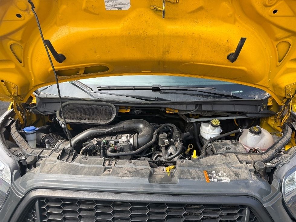 Cargo Van (Panel Van)-Light and Medium Duty Trucks-Ford-2023-Transit 250-North Bergen-NJ-67,800\n\t\tmiles-$ 43,500 - Image 25