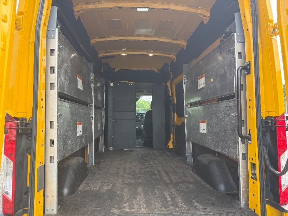 Cargo Van (Panel Van)-Light and Medium Duty Trucks-Ford-2023-Transit 250-North Bergen-NJ-67,800\n\t\tmiles-$ 43,500 - Image 9