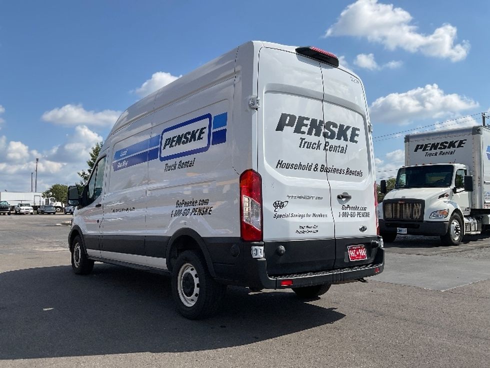 Cargo Van (Panel Van)-Light and Medium Duty Trucks-Ford-2023-Transit 250-Oklahoma City-OK-107,093\n\t\tmiles-$ 34,750 - Image 5