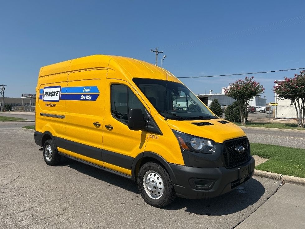 Cargo Van (Panel Van)-Light and Medium Duty Trucks-Ford-2023-Transit 250-Oklahoma City-OK-44,987\n\t\tmiles-$ 46,250 - Image 1