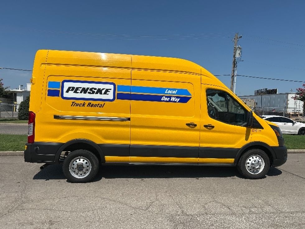 Cargo Van (Panel Van)-Light and Medium Duty Trucks-Ford-2023-Transit 250-Oklahoma City-OK-44,987\n\t\tmiles-$ 46,250 - Image 14