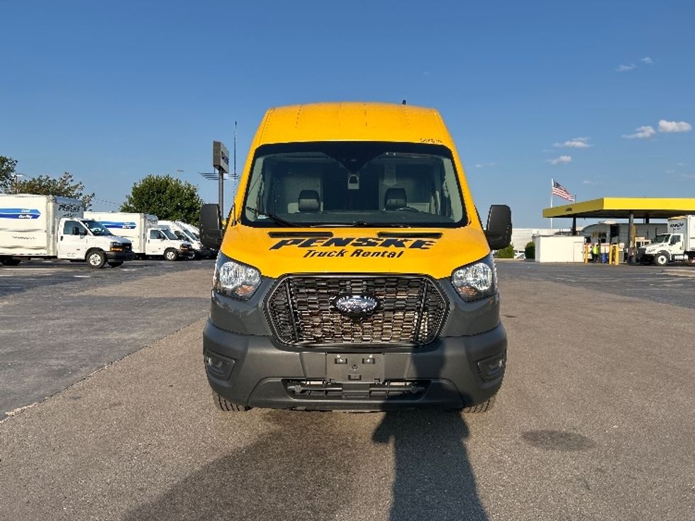 Cargo Van (Panel Van)-Light and Medium Duty Trucks-Ford-2023-Transit 250-Oklahoma City-OK-69,306\n\t\tmiles-$ 39,000 - Image 2