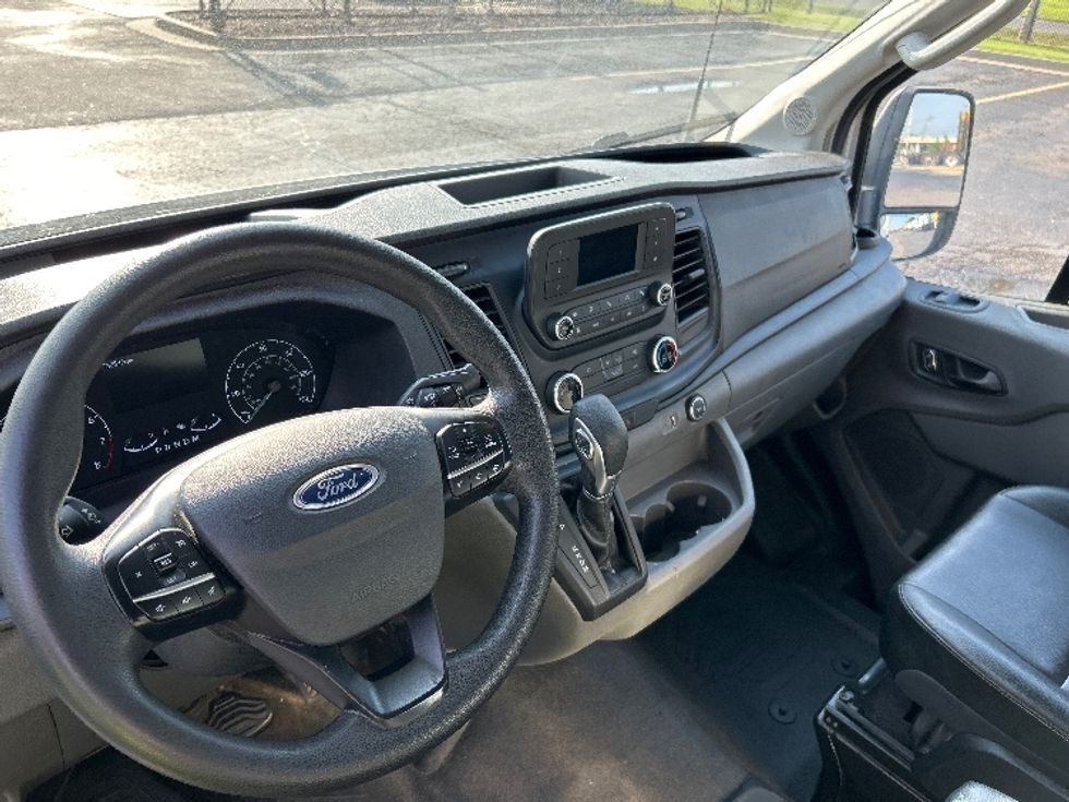 Cargo Van (Panel Van)-Light and Medium Duty Trucks-Ford-2023-Transit 250-Oklahoma City-OK-73,059\n\t\tmiles-$ 40,000 - Image 15