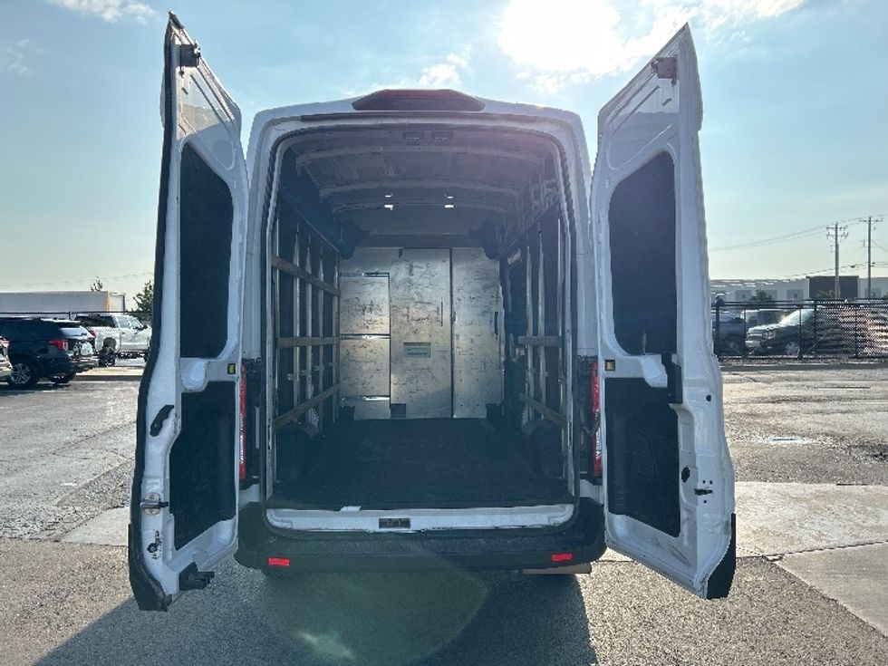 Cargo Van (Panel Van)-Light and Medium Duty Trucks-Ford-2023-Transit 250-Oklahoma City-OK-73,059\n\t\tmiles-$ 40,000 - Image 7