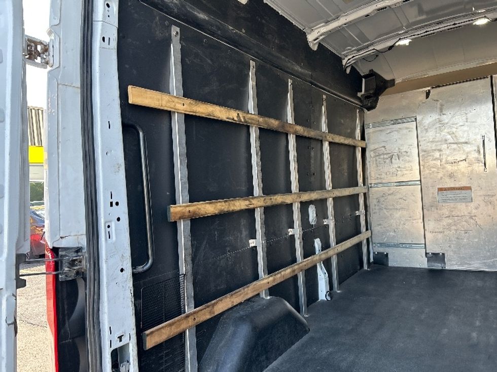 Cargo Van (Panel Van)-Light and Medium Duty Trucks-Ford-2023-Transit 250-Oklahoma City-OK-73,059\n\t\tmiles-$ 40,000 - Image 9