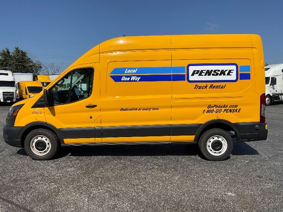 Cargo Van (Panel Van)-Light and Medium Duty Trucks-Ford-2023-Transit 250-Orlando-FL-40,777\n\t\tmiles-$ 41,500 - Image 4
