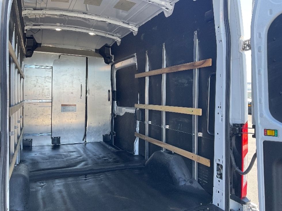 Cargo Van (Panel Van)-Light and Medium Duty Trucks-Ford-2023-Transit 250-Pasco-WA-125,048\n\t\tmiles-$ 34,000 - Image 12