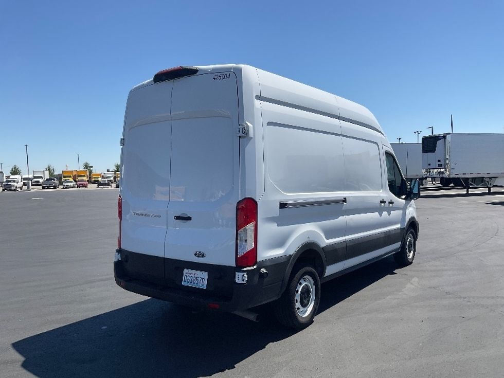 Cargo Van (Panel Van)-Light and Medium Duty Trucks-Ford-2023-Transit 250-Pasco-WA-125,048\n\t\tmiles-$ 34,000 - Image 13