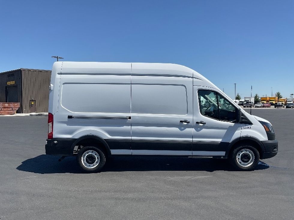 Cargo Van (Panel Van)-Light and Medium Duty Trucks-Ford-2023-Transit 250-Pasco-WA-125,048\n\t\tmiles-$ 34,000 - Image 15