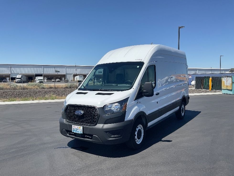 Cargo Van (Panel Van)-Light and Medium Duty Trucks-Ford-2023-Transit 250-Pasco-WA-125,048\n\t\tmiles-$ 34,000 - Image 3
