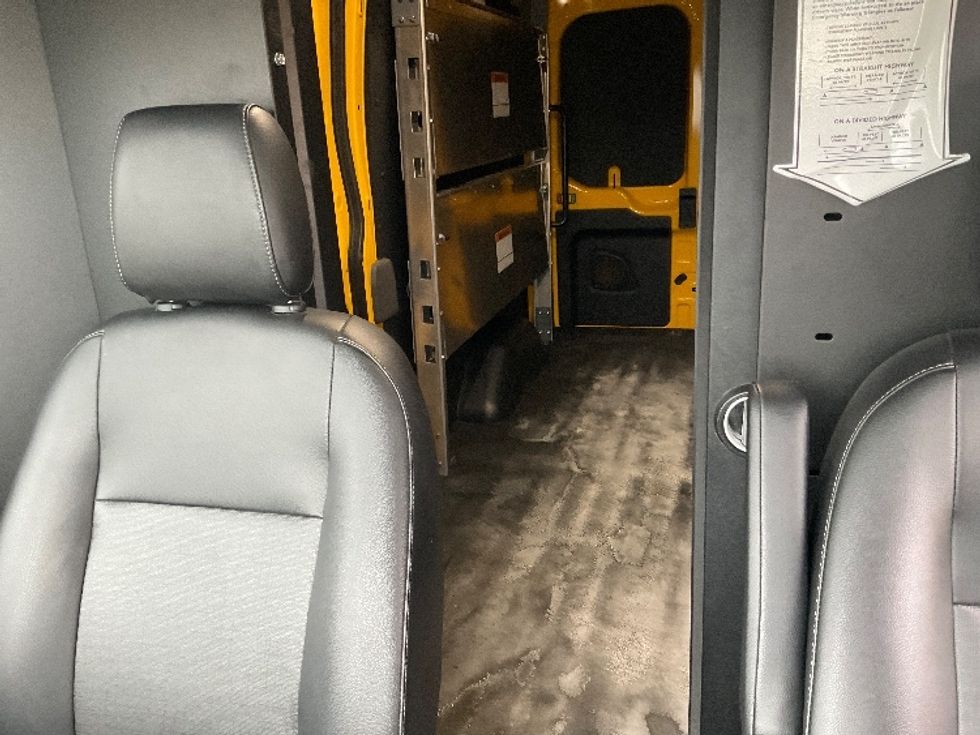 Cargo Van (Panel Van)-Light and Medium Duty Trucks-Ford-2023-Transit 250-Pasco-WA-15,255\n\t\tmiles-$ 50,750 - Image 25