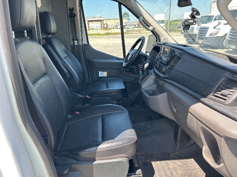 Cargo Van (Panel Van)-Light and Medium Duty Trucks-Ford-2023-Transit 250-Pensacola-FL-72,837\n\t\tmiles-$ 42,000 - Image 21