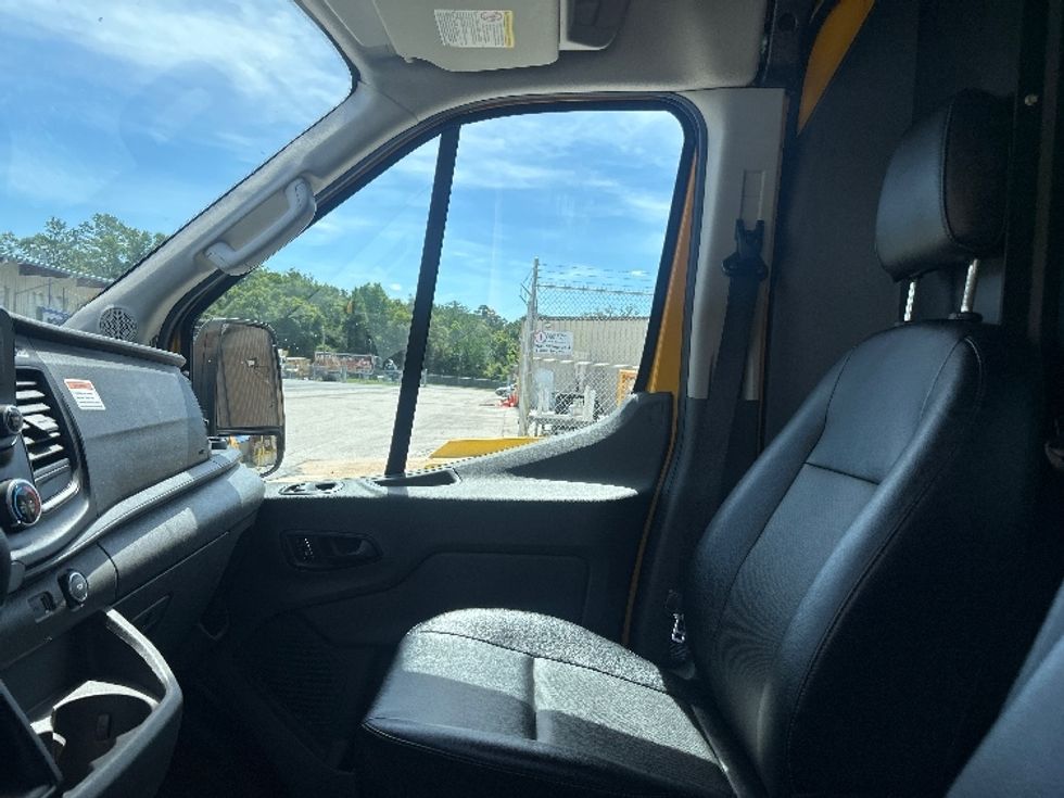Cargo Van (Panel Van)-Light and Medium Duty Trucks-Ford-2023-Transit 250-Pensacola-FL-76,267\n\t\tmiles-$ 39,750 - Image 19