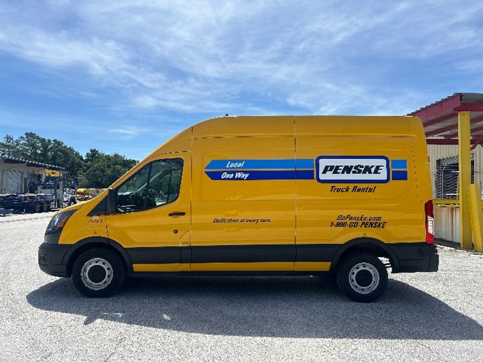 Cargo Van (Panel Van)-Light and Medium Duty Trucks-Ford-2023-Transit 250-Pensacola-FL-76,267\n\t\tmiles-$ 39,750 - Image 4