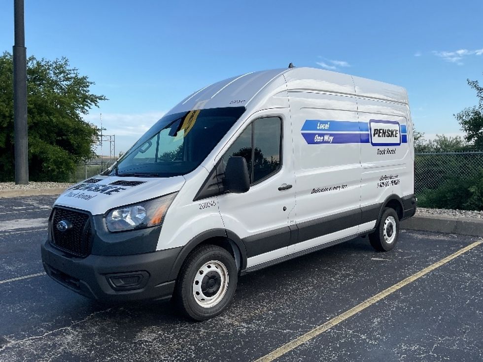 Cargo Van (Panel Van)-Light and Medium Duty Trucks-Ford-2023-Transit 250-Perrysburg-OH-57,878\n\t\tmiles-$ 44,000 - Image 3