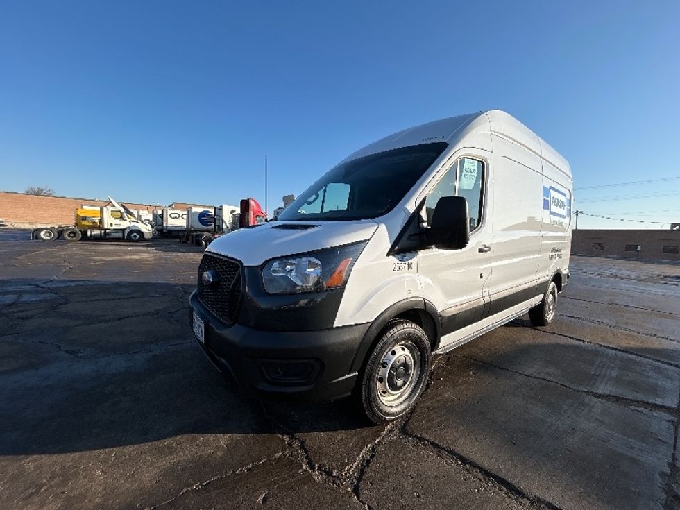 Cargo Van (Panel Van)-Light and Medium Duty Trucks-Ford-2023-Transit 250-Phoenix-AZ-72,420\n\t\tmiles-$ 43,250 - Image 3