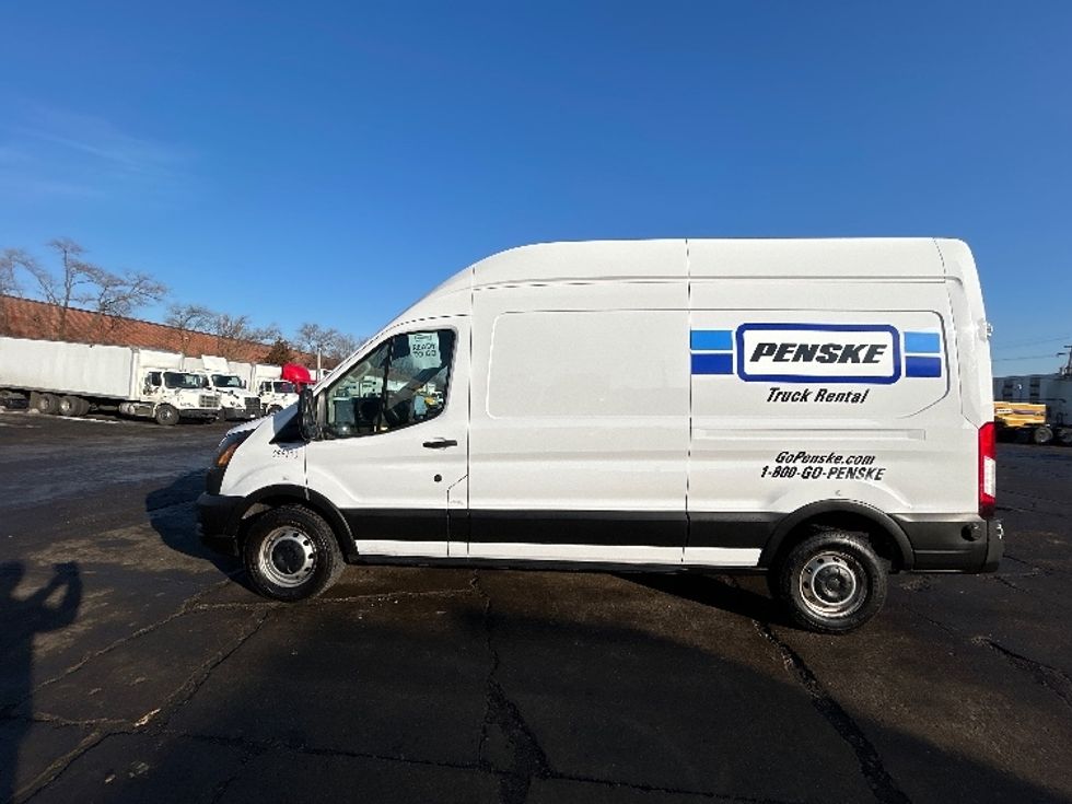 Cargo Van (Panel Van)-Light and Medium Duty Trucks-Ford-2023-Transit 250-Phoenix-AZ-72,420\n\t\tmiles-$ 43,250 - Image 4
