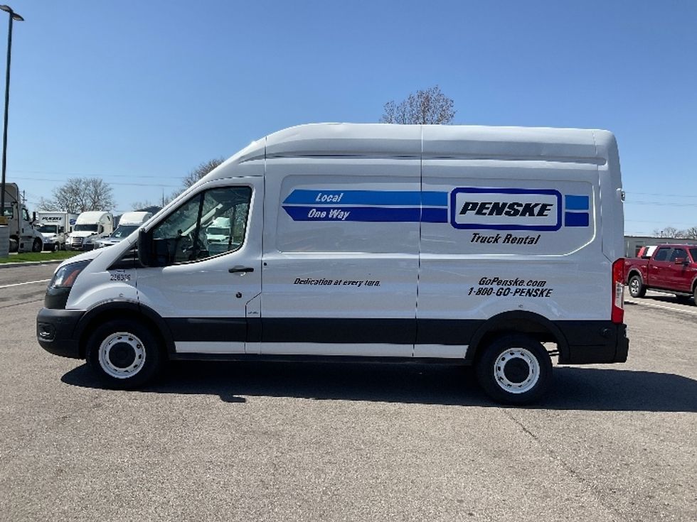 Cargo Van (Panel Van)-Light and Medium Duty Trucks-Ford-2023-Transit 250-Piqua-OH-34,010\n\t\tmiles-$ 44,500 - Image 4