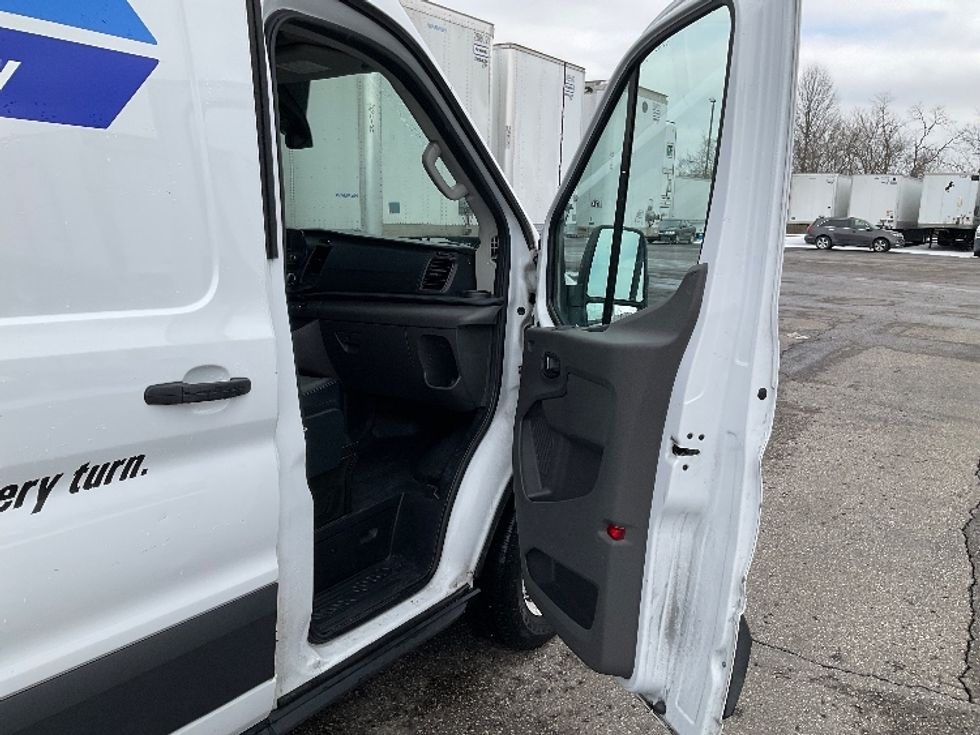 Cargo Van (Panel Van)-Light and Medium Duty Trucks-Ford-2023-Transit 250-Piqua-OH-76,983\n\t\tmiles-$ 44,500 - Image 13