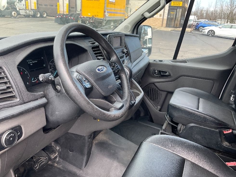 Cargo Van (Panel Van)-Light and Medium Duty Trucks-Ford-2023-Transit 250-Piqua-OH-80,159\n\t\tmiles-$ 40,250 - Image 17