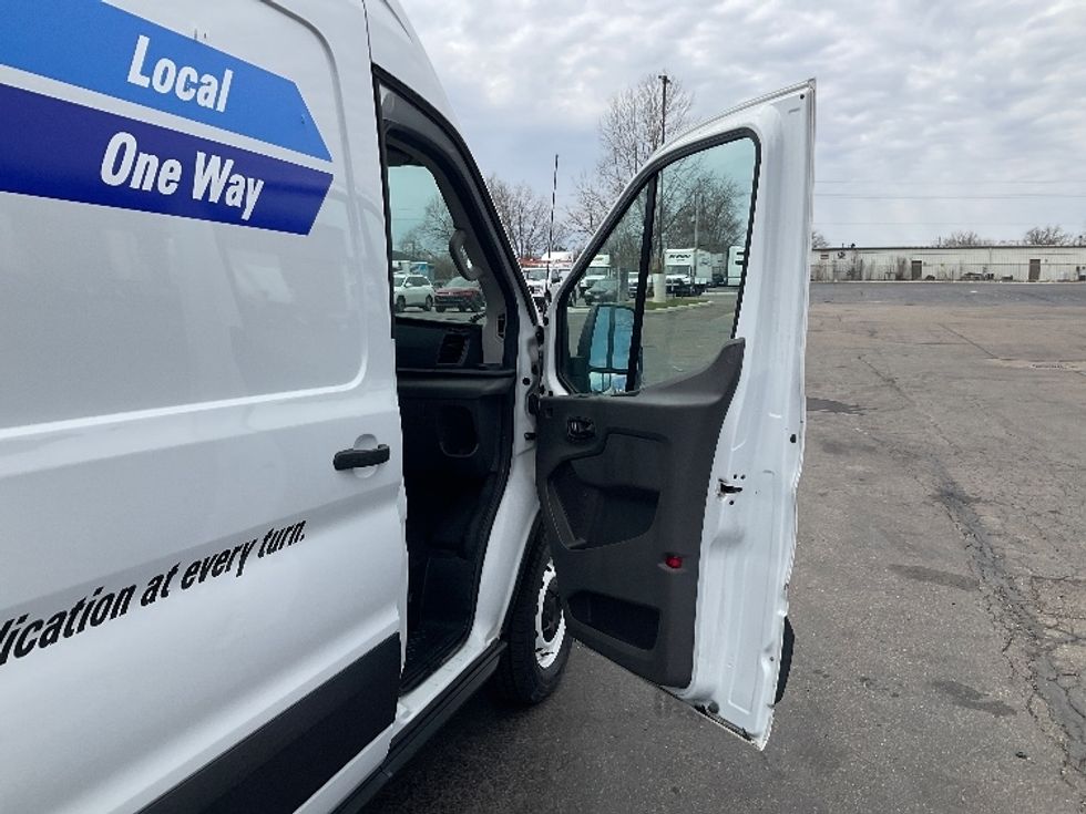 Cargo Van (Panel Van)-Light and Medium Duty Trucks-Ford-2023-Transit 250-Piqua-OH-80,159\n\t\tmiles-$ 40,250 - Image 20