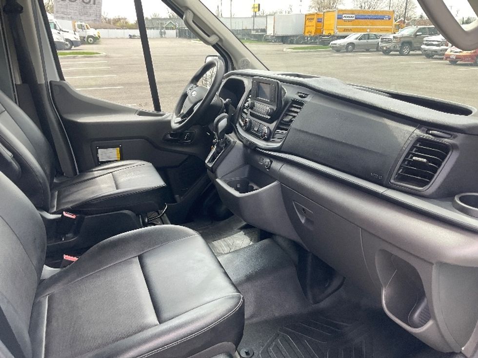 Cargo Van (Panel Van)-Light and Medium Duty Trucks-Ford-2023-Transit 250-Piqua-OH-80,159\n\t\tmiles-$ 40,250 - Image 22