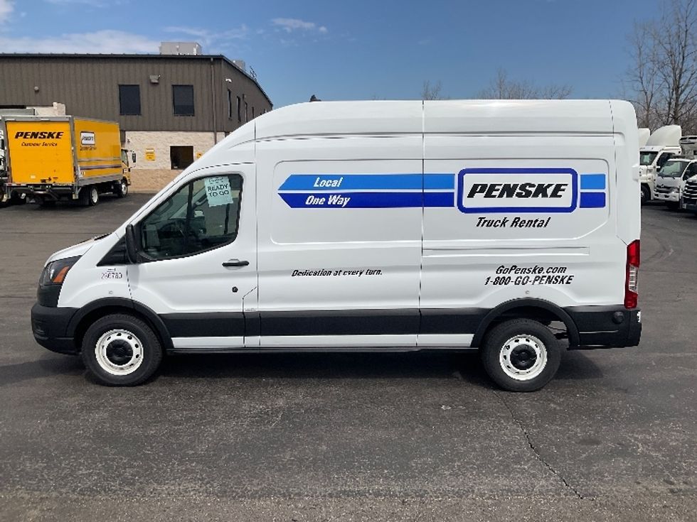 Cargo Van (Panel Van)-Light and Medium Duty Trucks-Ford-2023-Transit 250-Piqua-OH-80,159\n\t\tmiles-$ 40,250 - Image 4
