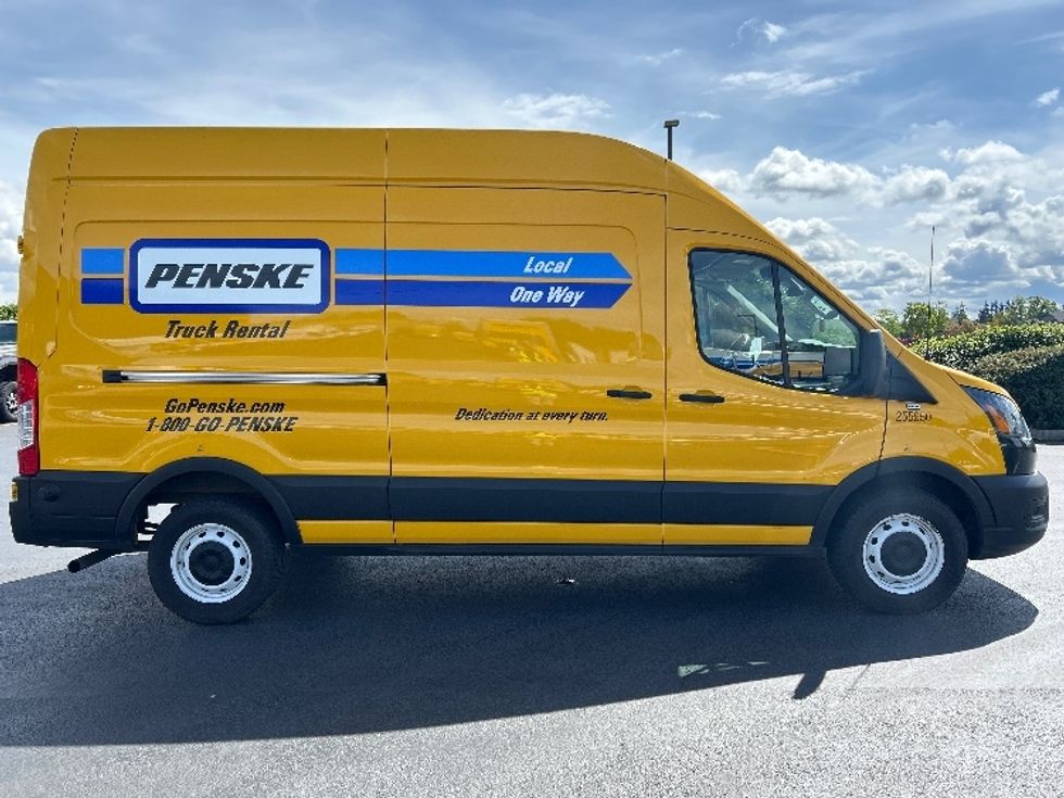 Cargo Van (Panel Van)-Light and Medium Duty Trucks-Ford-2023-Transit 250-Portland-OR-29,765\n\t\tmiles-$ 43,250 - Image 15