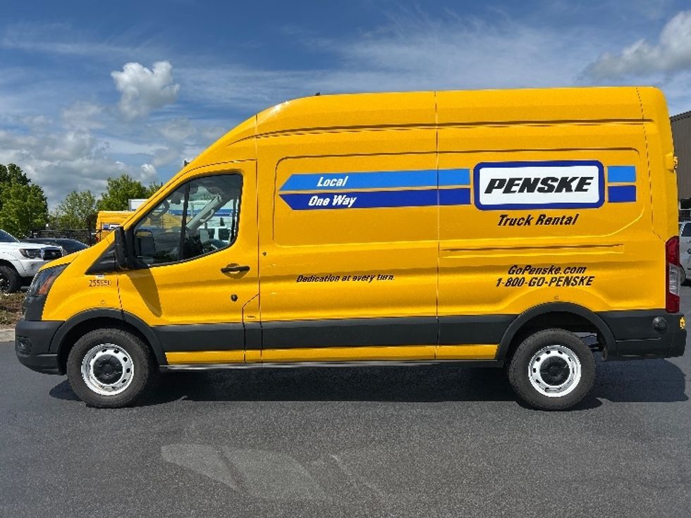 Cargo Van (Panel Van)-Light and Medium Duty Trucks-Ford-2023-Transit 250-Portland-OR-29,765\n\t\tmiles-$ 43,250 - Image 4