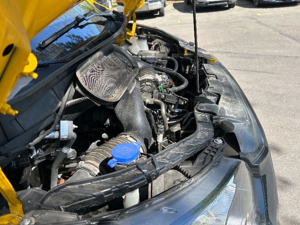 Cargo Van (Panel Van)-Light and Medium Duty Trucks-Ford-2023-Transit 250-Portland-OR-30,302\n\t\tmiles-$ 43,250 - Image 22