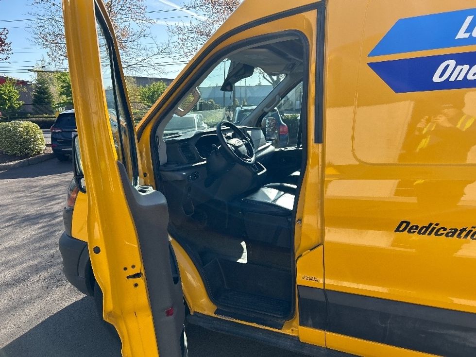 Cargo Van (Panel Van)-Light and Medium Duty Trucks-Ford-2023-Transit 250-Portland-OR-54,073\n\t\tmiles-$ 41,750 - Image 16