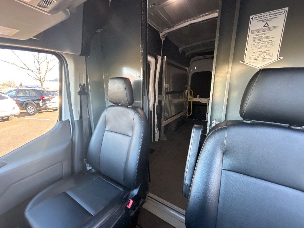 Cargo Van (Panel Van)-Light and Medium Duty Trucks-Ford-2023-Transit 250-Portland-OR-54,210\n\t\tmiles-$ 55,250 - Image 24