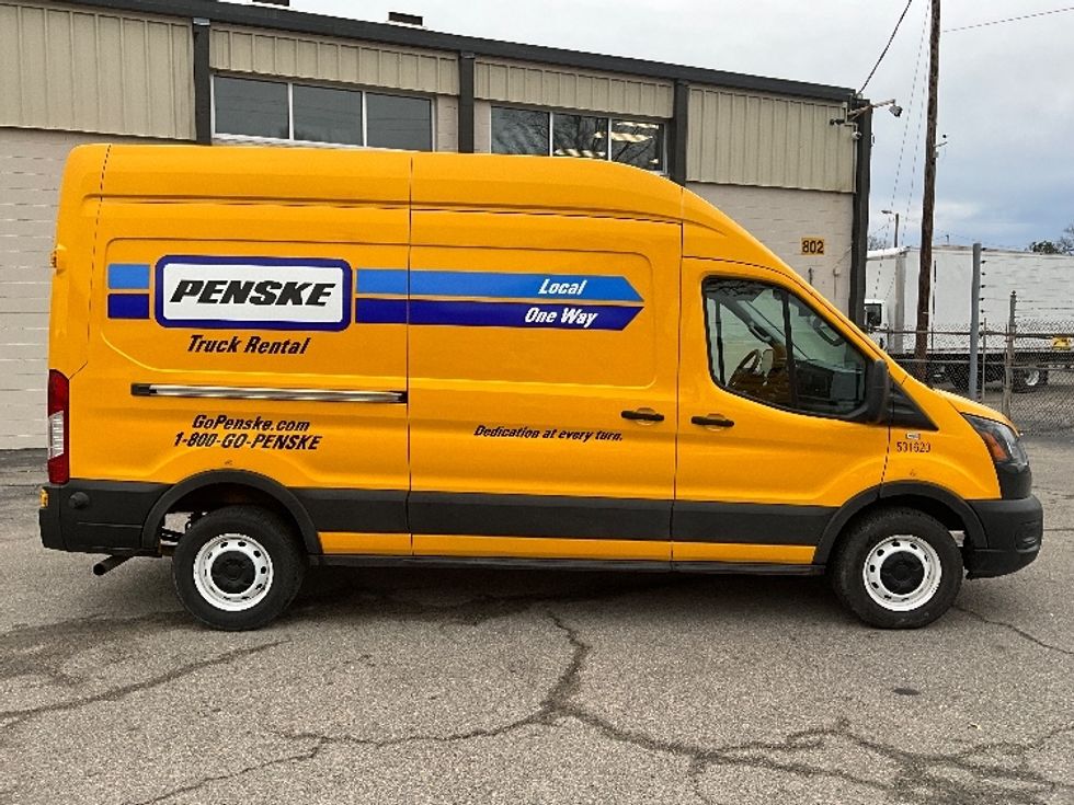 Cargo Van (Panel Van)-Light and Medium Duty Trucks-Ford-2023-Transit 250-Richmond-VA-25,494\n\t\tmiles-$ 47,500 - Image 15