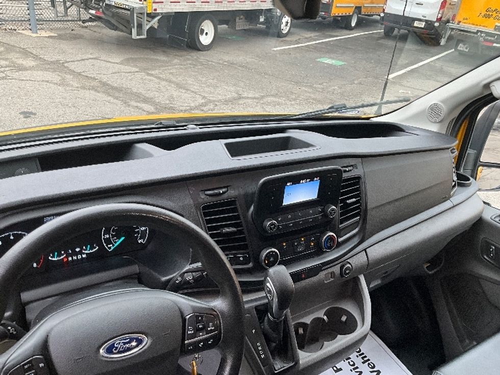 Cargo Van (Panel Van)-Light and Medium Duty Trucks-Ford-2023-Transit 250-Richmond-VA-25,494\n\t\tmiles-$ 47,500 - Image 18
