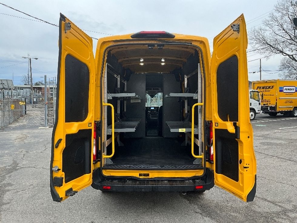 Cargo Van (Panel Van)-Light and Medium Duty Trucks-Ford-2023-Transit 250-Richmond-VA-25,494\n\t\tmiles-$ 47,500 - Image 9