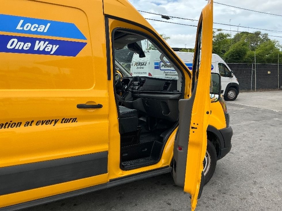 Cargo Van (Panel Van)-Light and Medium Duty Trucks-Ford-2023-Transit 250-Riviera Beach-FL-61,784\n\t\tmiles-$ 41,250 - Image 19