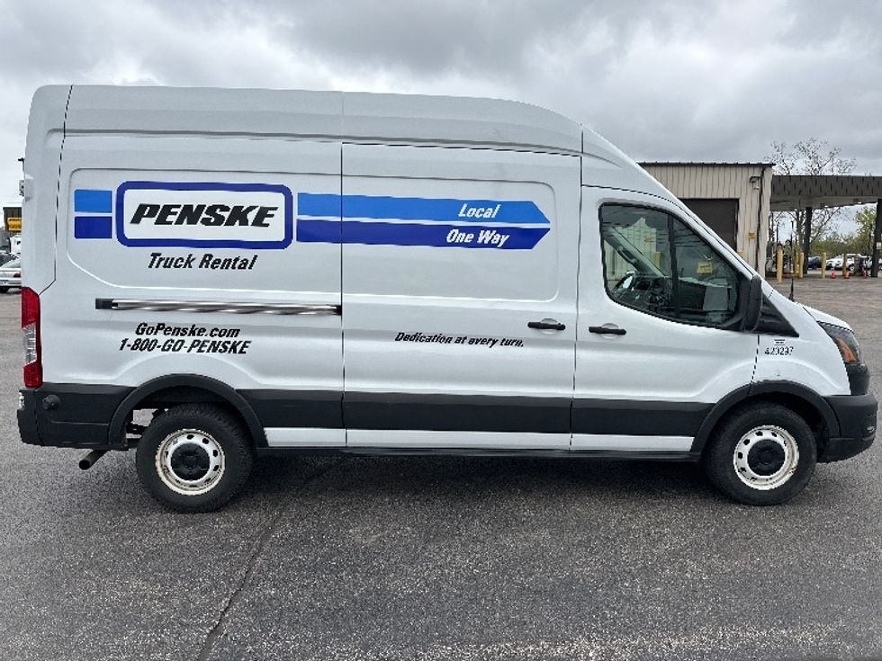 Cargo Van (Panel Van)-Light and Medium Duty Trucks-Ford-2023-Transit 250-Rothschild-WI-65,375\n\t\tmiles-$ 43,750 - Image 15