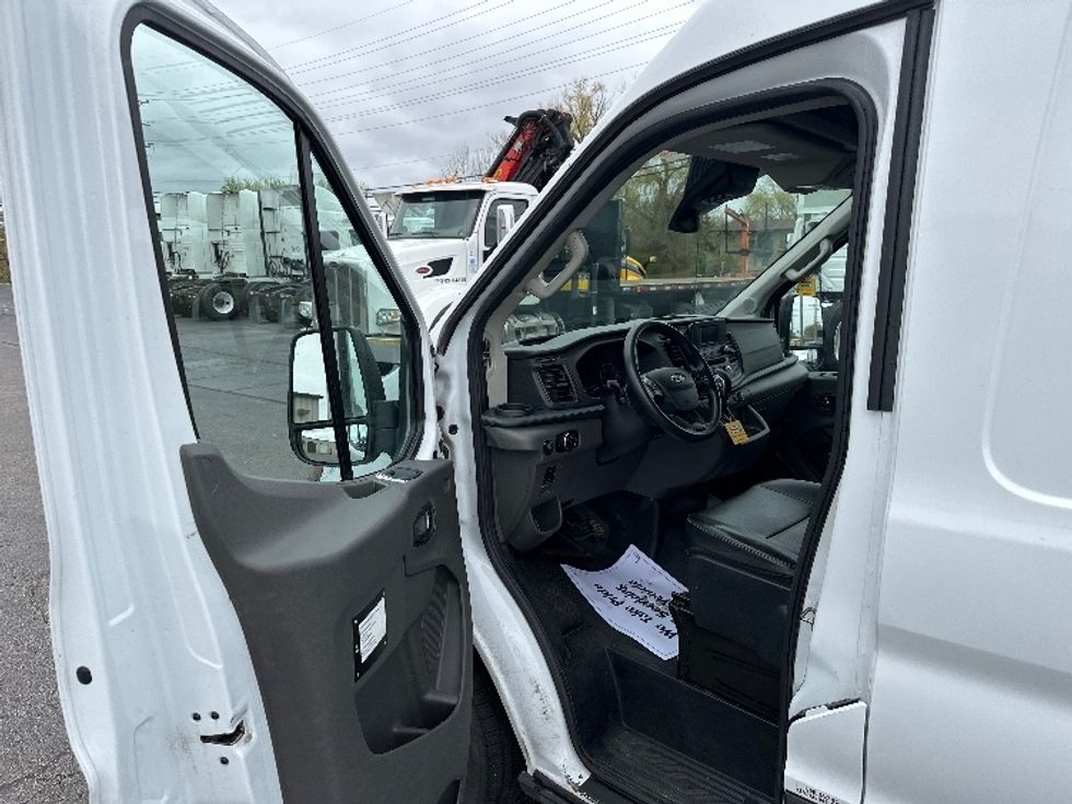 Cargo Van (Panel Van)-Light and Medium Duty Trucks-Ford-2023-Transit 250-Rothschild-WI-65,375\n\t\tmiles-$ 43,750 - Image 16
