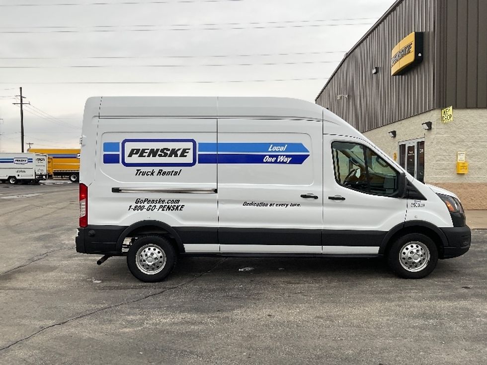 Cargo Van (Panel Van)-Light and Medium Duty Trucks-Ford-2023-Transit 250-Rothschild-WI-82,200\n\t\tmiles-$ 47,000 - Image 14