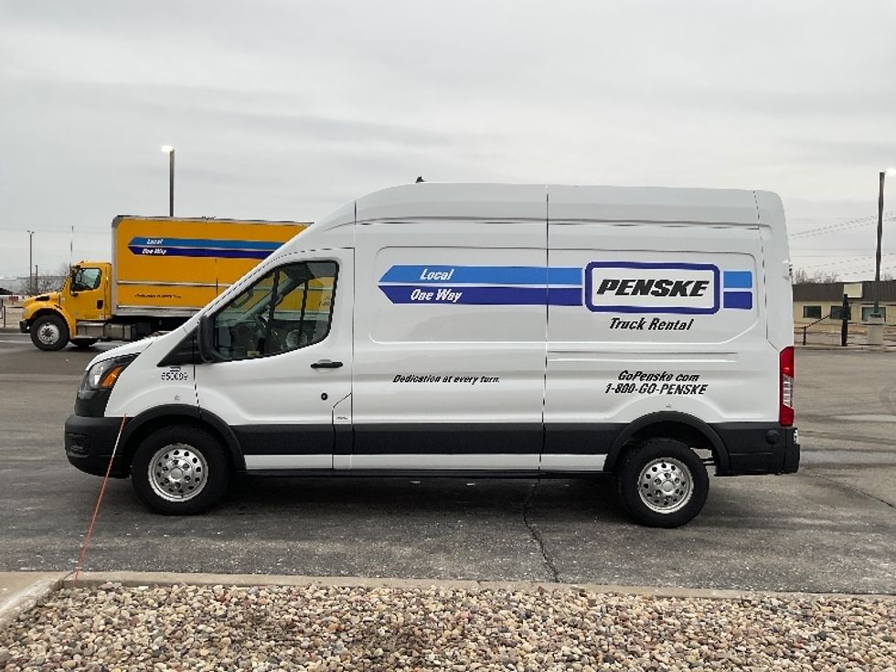 Cargo Van (Panel Van)-Light and Medium Duty Trucks-Ford-2023-Transit 250-Rothschild-WI-82,200\n\t\tmiles-$ 47,000 - Image 4