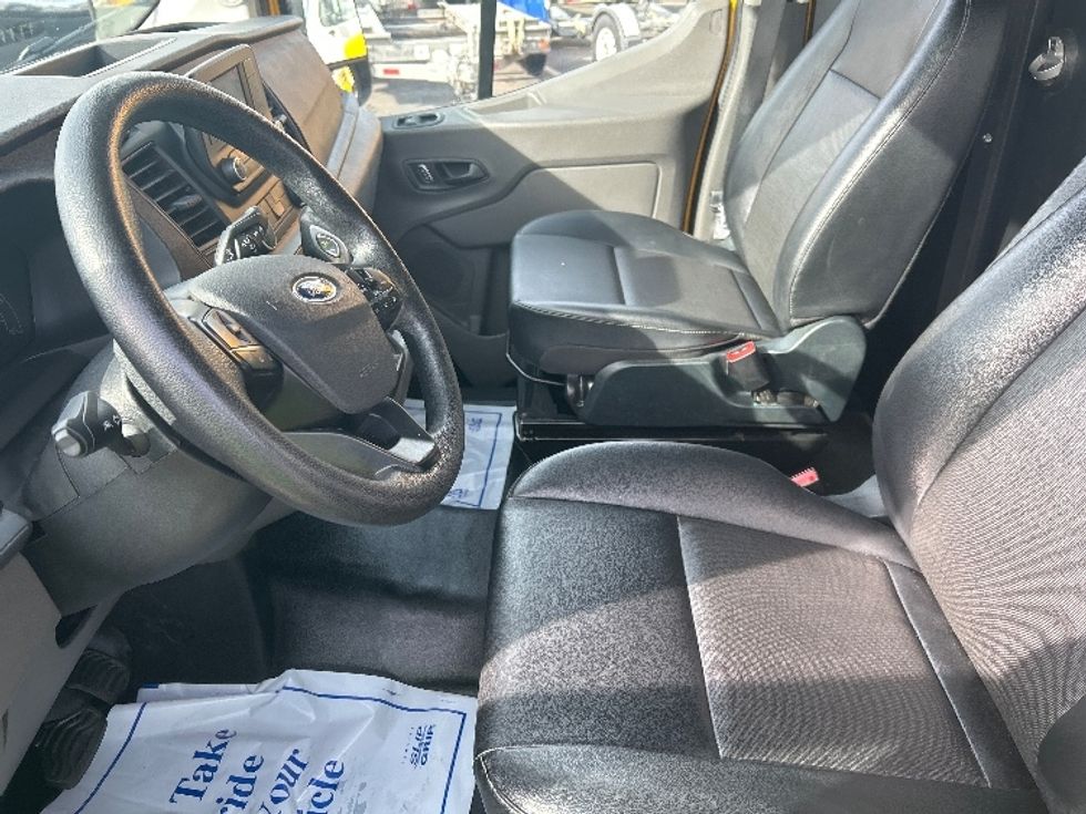 Cargo Van (Panel Van)-Light and Medium Duty Trucks-Ford-2023-Transit 250-Sacramento-CA-65,483\n\t\tmiles-$ 38,000 - Image 18