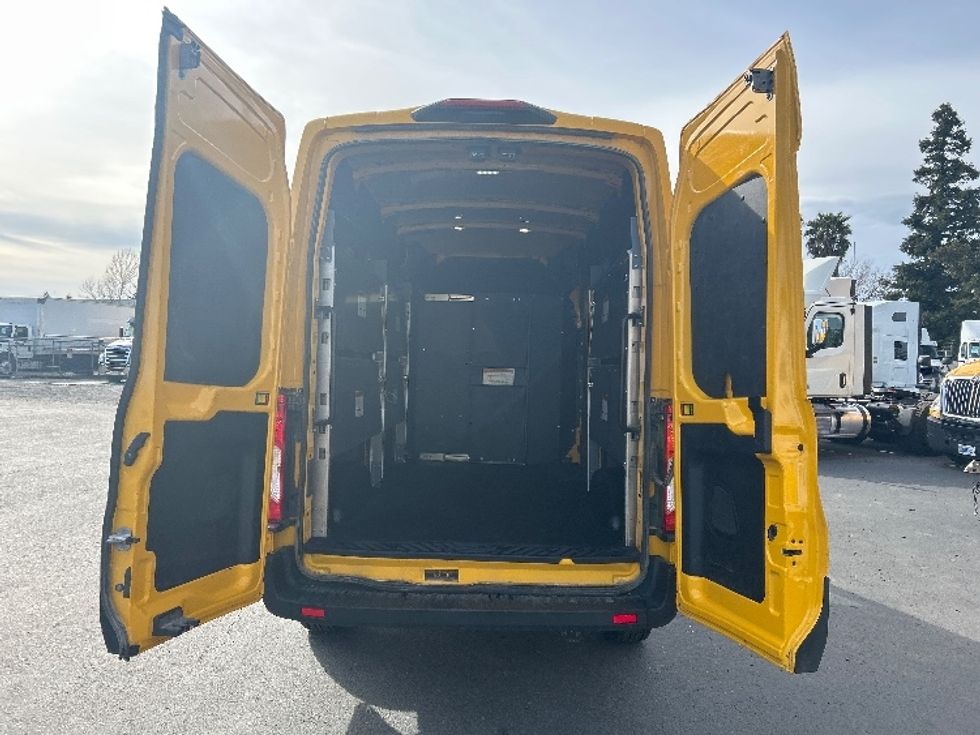 Cargo Van (Panel Van)-Light and Medium Duty Trucks-Ford-2023-Transit 250-Sacramento-CA-65,483\n\t\tmiles-$ 38,000 - Image 8
