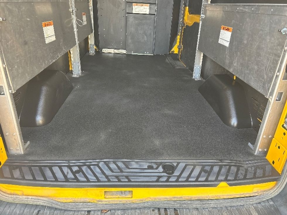 Cargo Van (Panel Van)-Light and Medium Duty Trucks-Ford-2023-Transit 250-Sacramento-CA-65,483\n\t\tmiles-$ 38,000 - Image 9