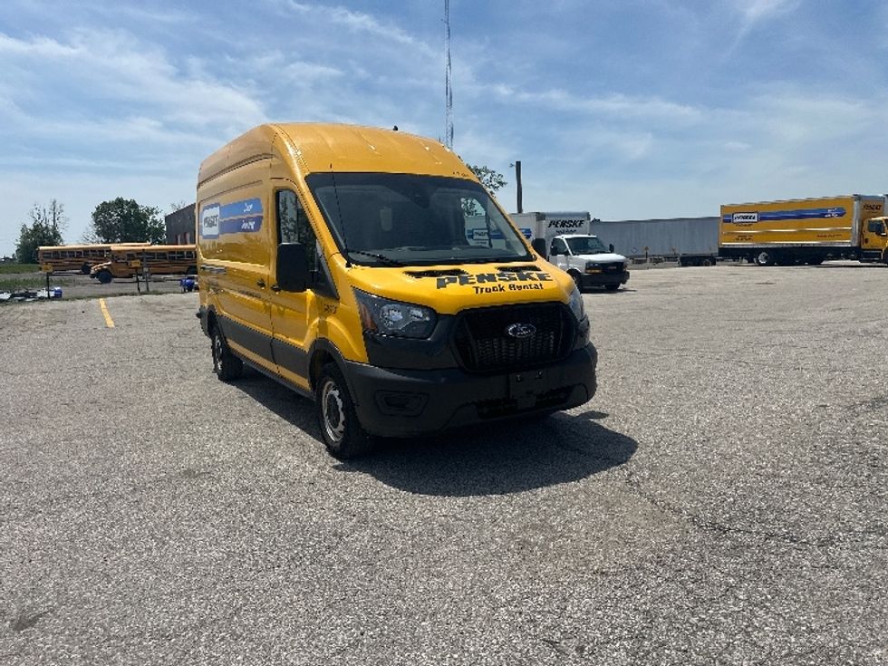 Cargo Van (Panel Van)-Light and Medium Duty Trucks-Ford-2023-Transit 250-Saginaw-MI-70,372\n\t\tmiles-$ 38,500 - Image 1